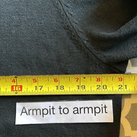 Karl Lagerfeld cardigan w/ pearl like buttons 3/4 sleeves szL - Picture 12 of 14